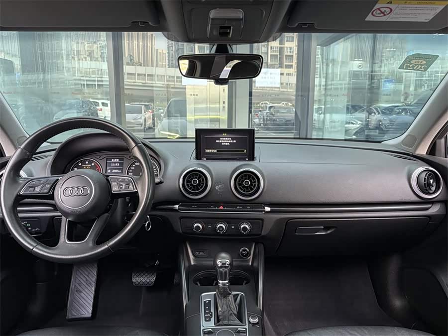 Audi A3 2019 car image #7