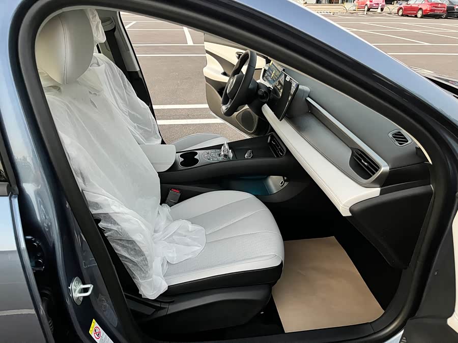 BYD Seal 05 DM-i 2025 car image #7