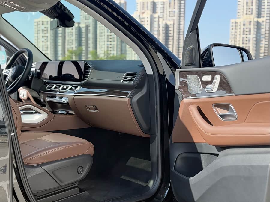 Mercedes-Benz GLE Class 2024 car image #7