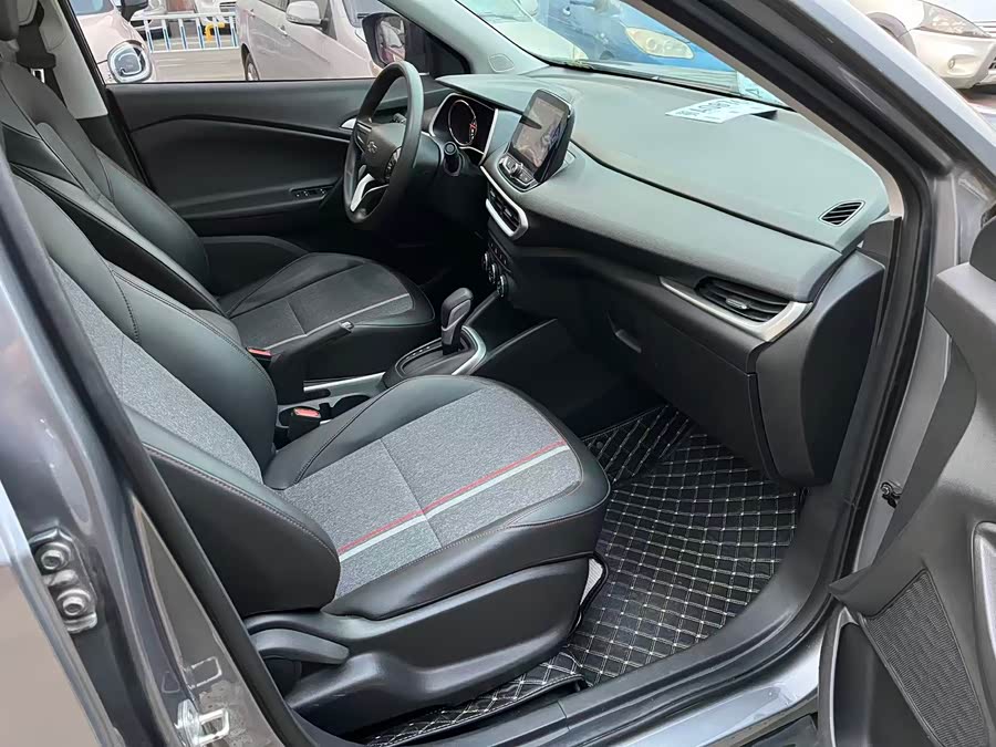 Chevrolet Tracker 2020 #7 Chevrolet Tracker 2020 car image #7
