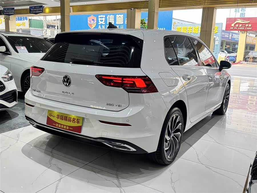 Volkswagen Golf 2021 car image #7