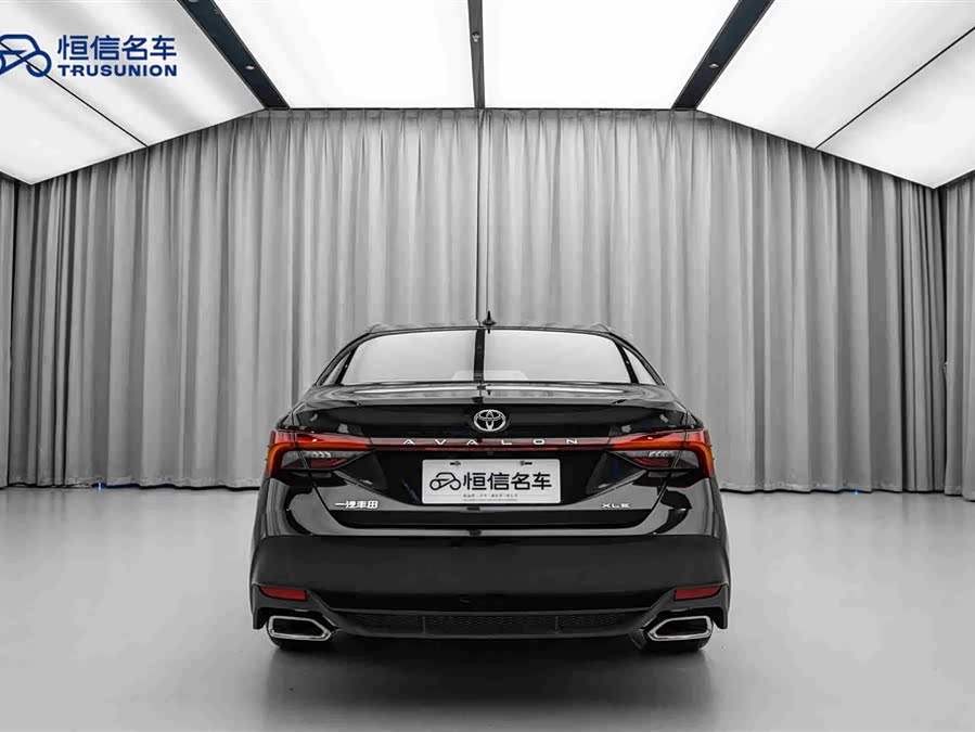 Toyota Avalon 2022 car image #7