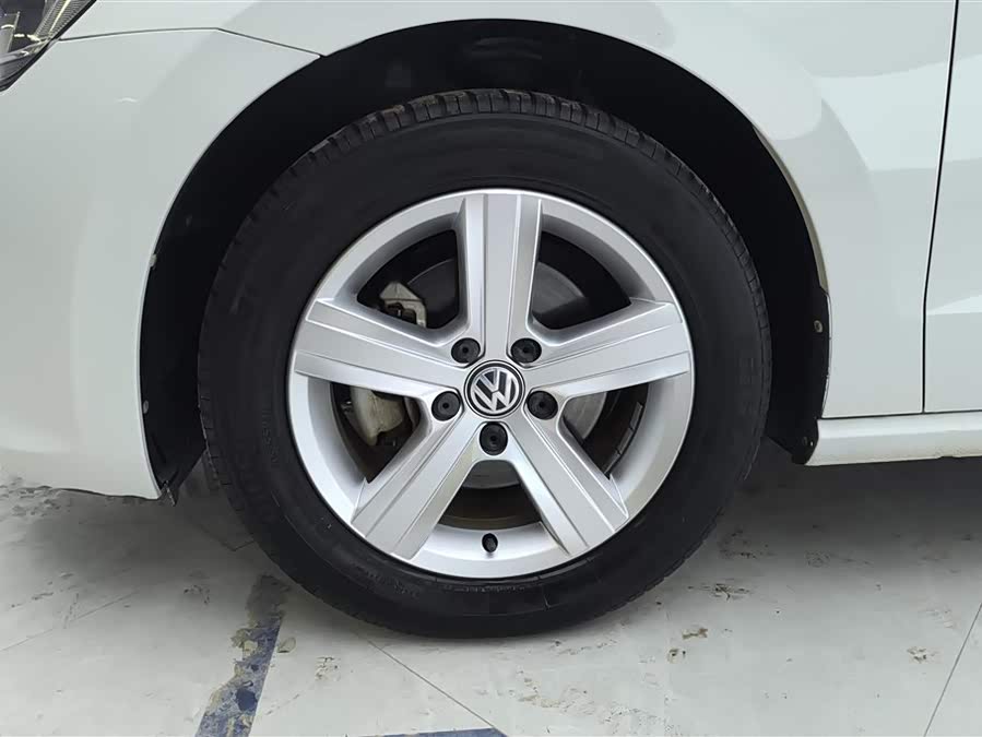 Volkswagen Golf Sportsvan 2018 imagem de carro #7