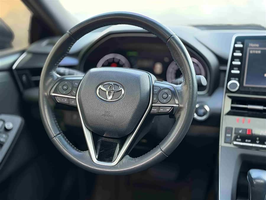 Toyota Avalon 2021 car image #7
