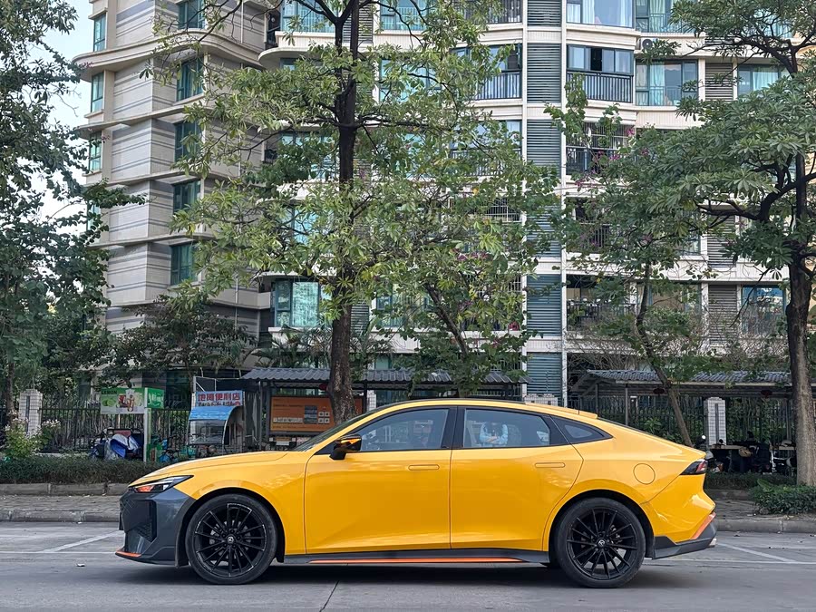 Changan UNI-V 2024 car image #7