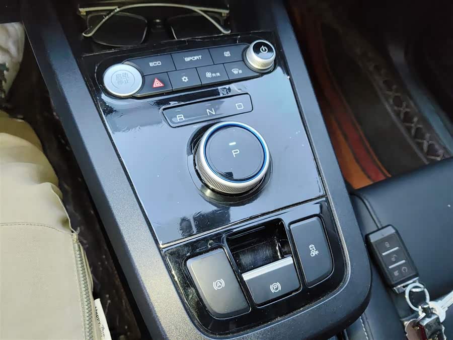 BYD e3 2020 #7 BYD e3 2020 car image #7