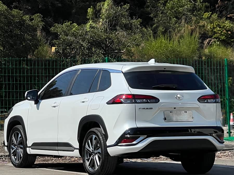 Toyota Frontlander 2023 car image #7