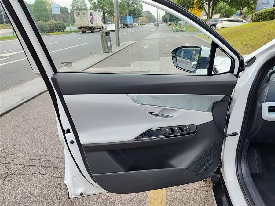 Changan UNI-T 2025 car image #7