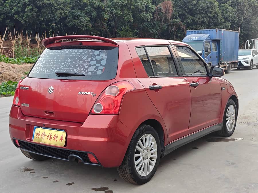 铃木 雨燕 2013 汽车图片 #7