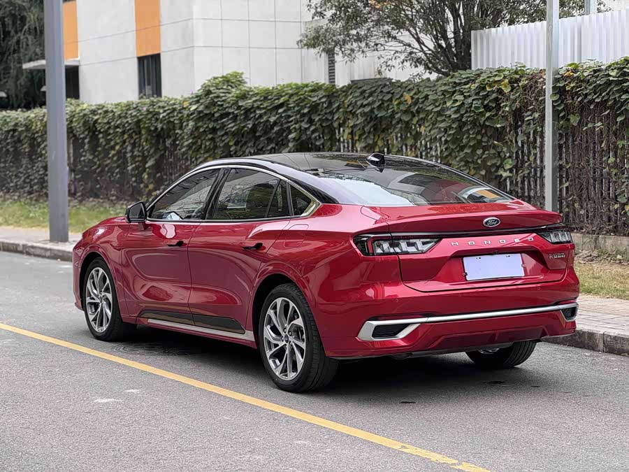 Ford Mondeo 2024 car image #7