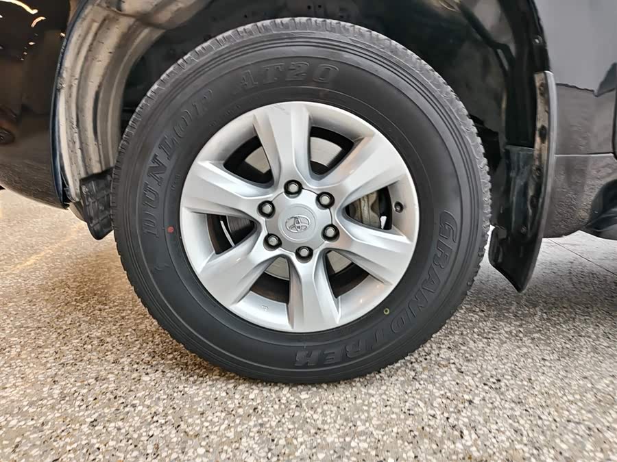 Toyota Prado (Imported) 2011 car image #7