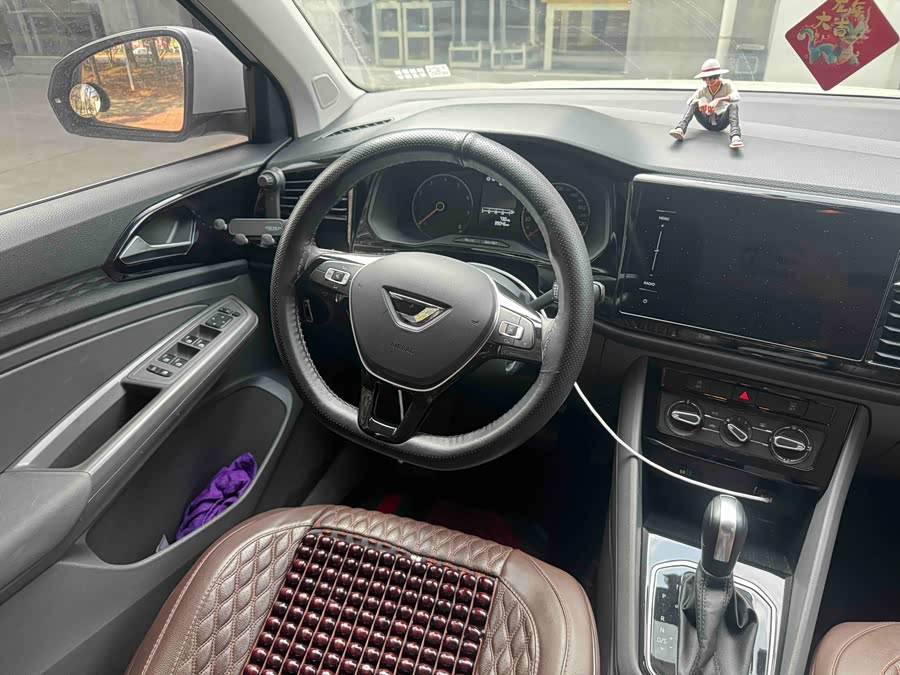 Jetta VS5 2019 car image #7