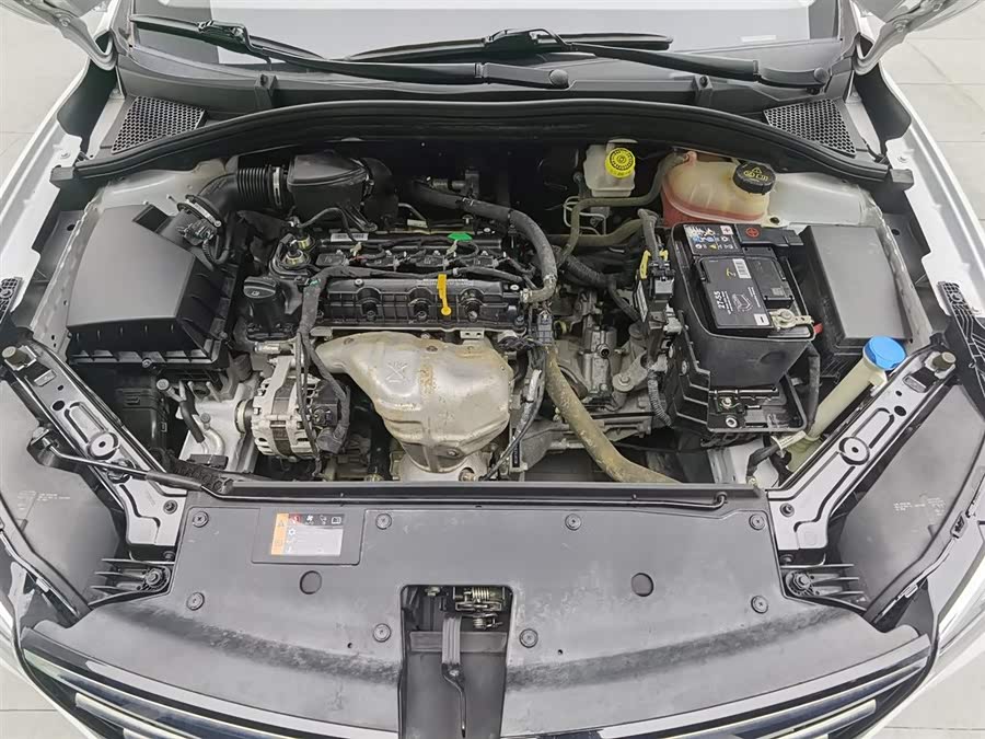 Roewe i5 2020 car image #7