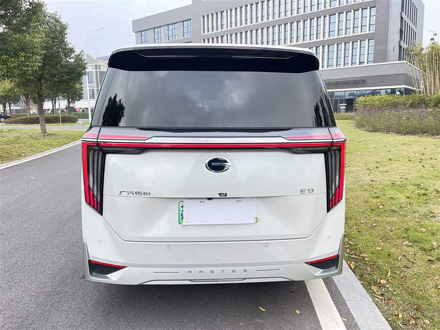 GAC Trumpchi E9 2023 изображение автомобиля #7