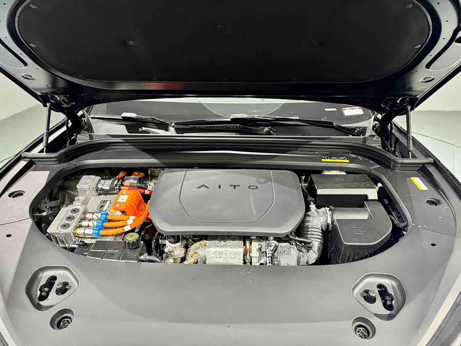 2025 car image #7