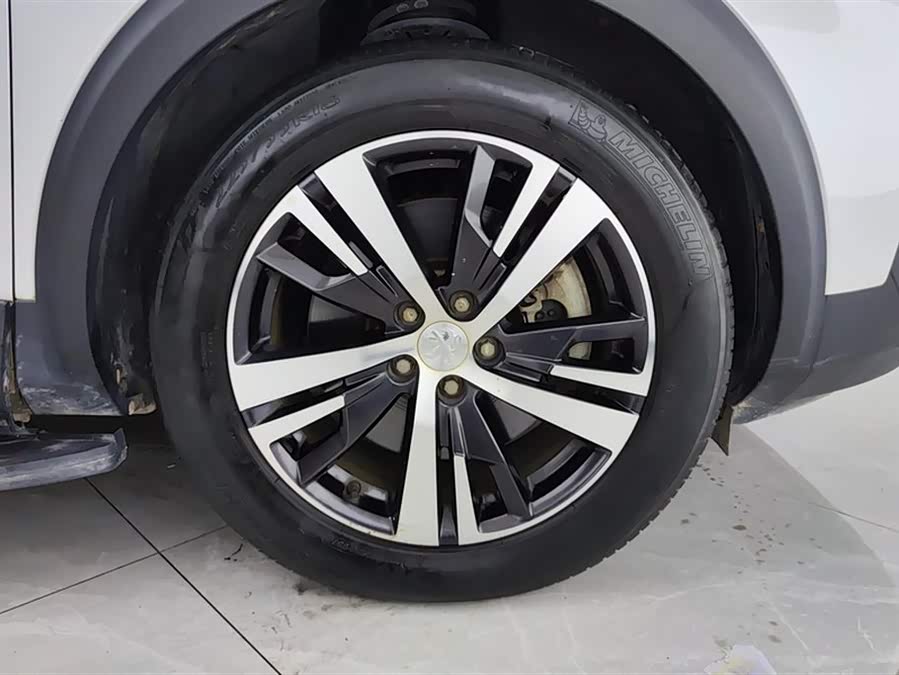 Peugeot 5008 2020 car image #7