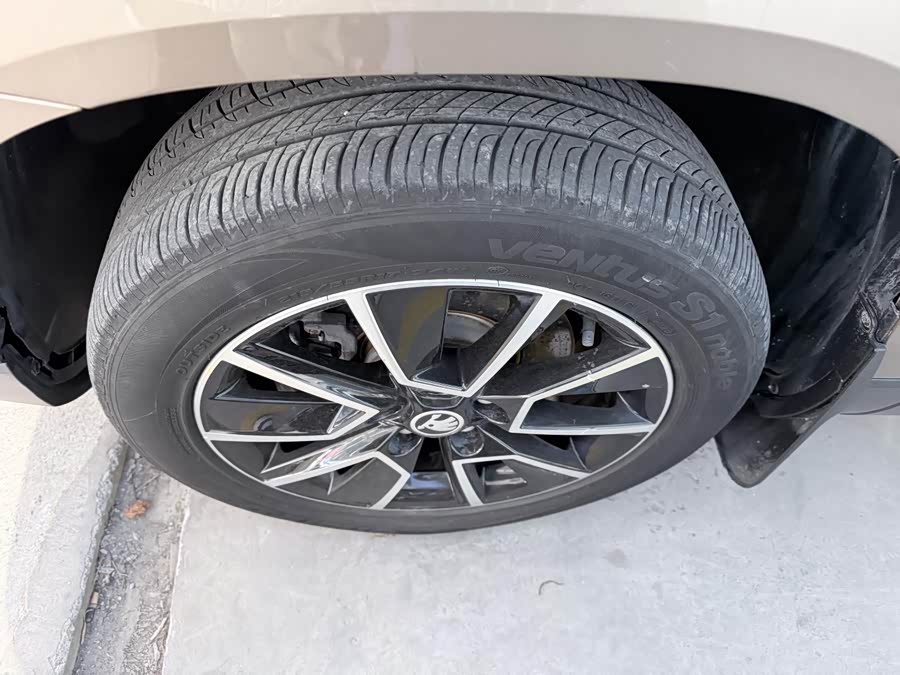 Skoda Karoq 2020 car image #7