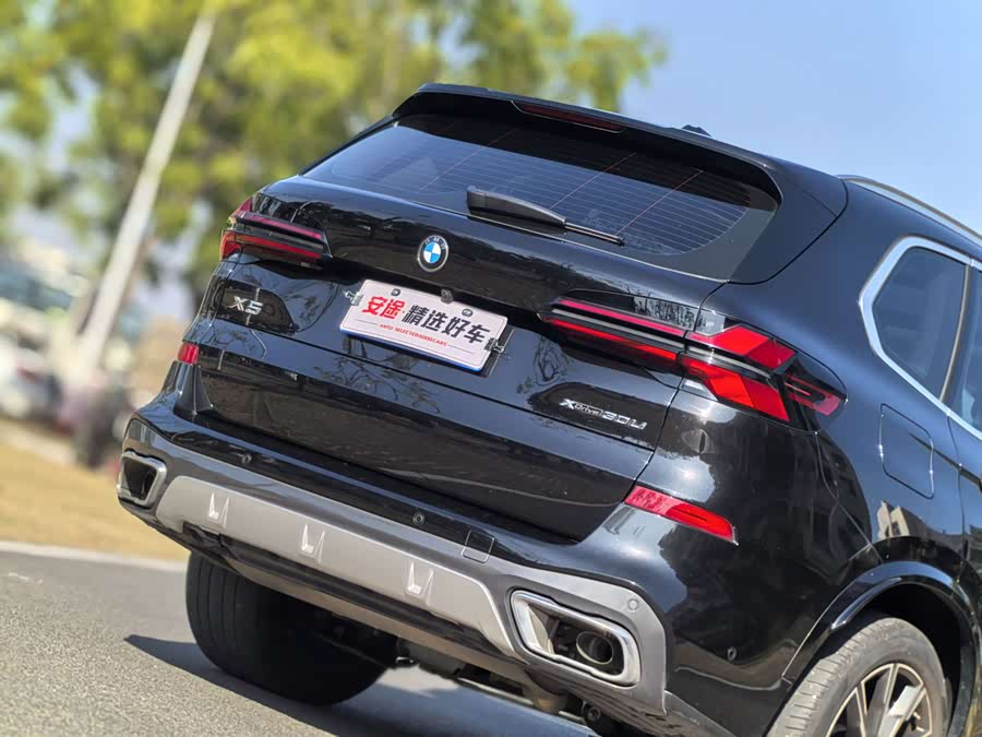 BMW X5 2024 car image #7