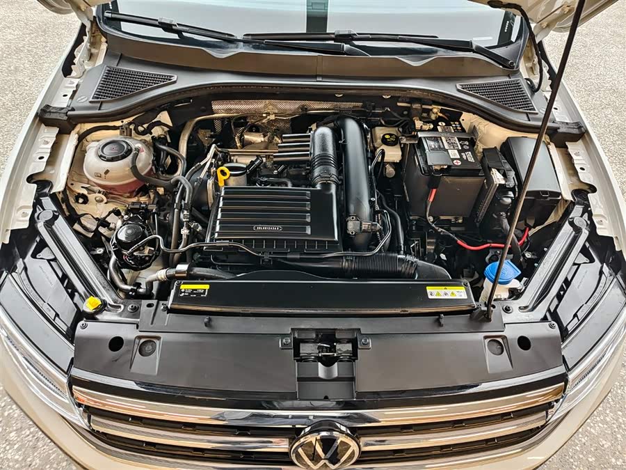 Volkswagen Bora 2023 car image #7