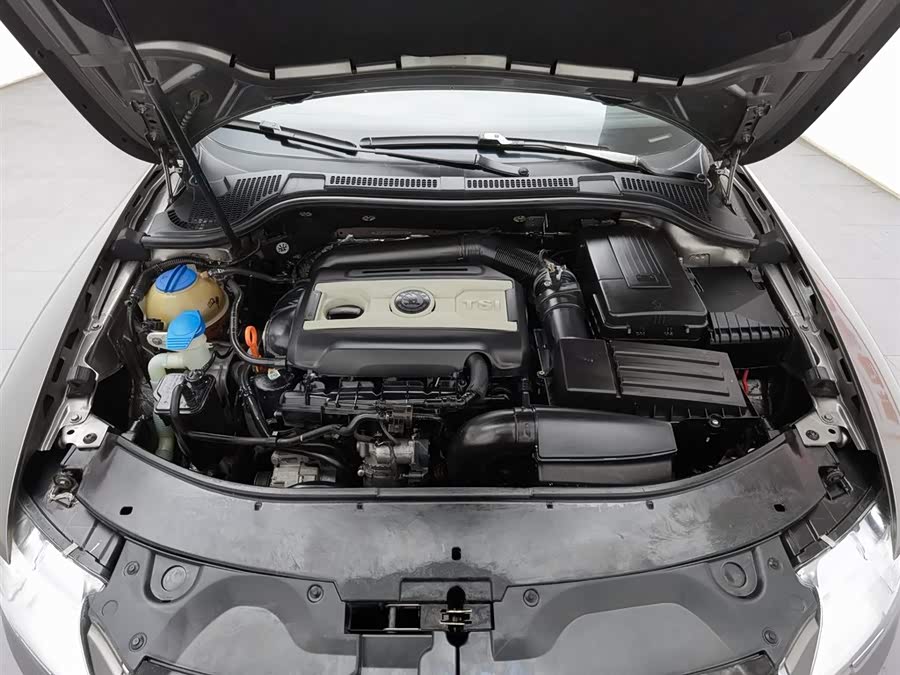 Skoda Superb 2011 imagem de carro #7