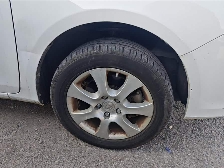 BYD e5 2017 #7 BYD e5 2017 car image #7