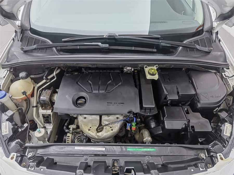 Peugeot 308 2015 car image #7