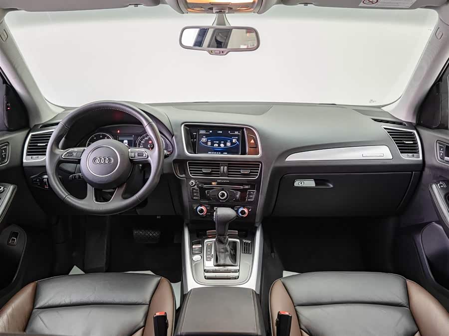 Audi Q5 2017 car image #7