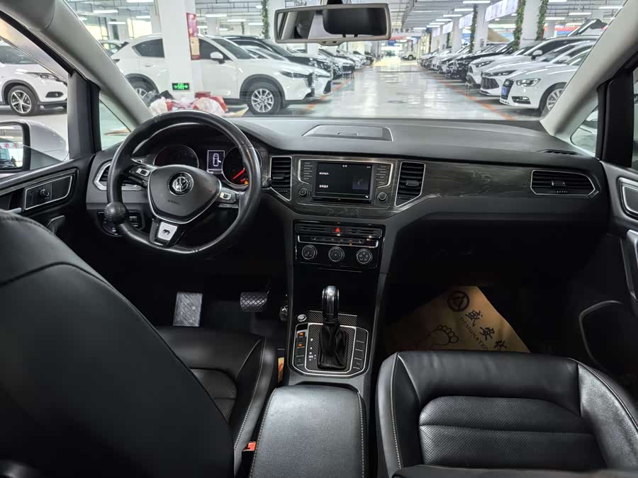 Volkswagen Golf Sportsvan 2016 car image #7