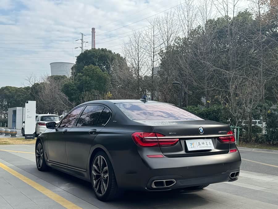 BMW 7 Series 2017 car image #7