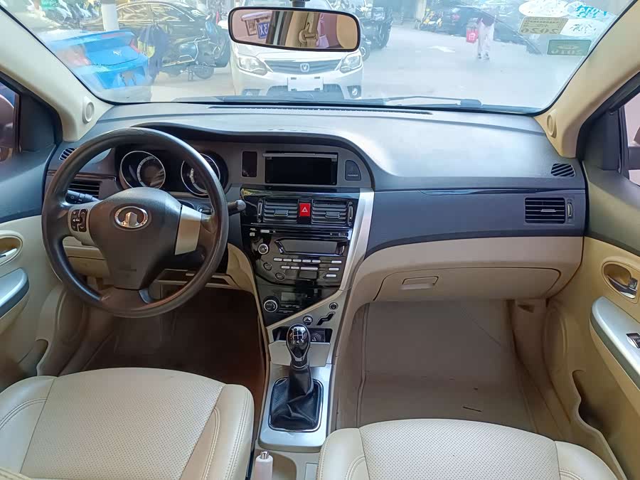 Great Wall C30 2012 car image #7