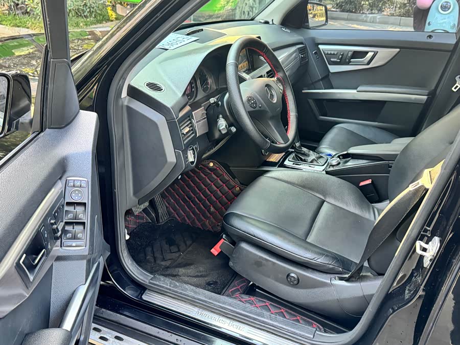 Mercedes-Benz GLK Class (Imported) 2011 car image #7