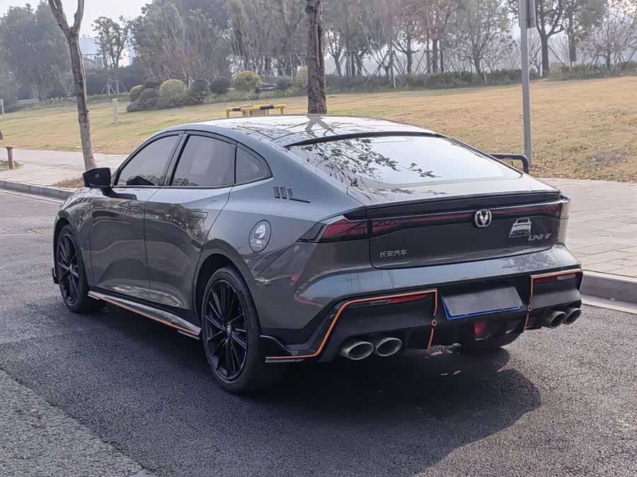 Changan UNI-V 2023 car image #7