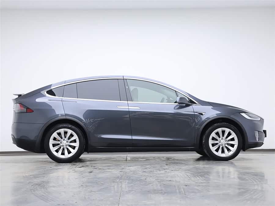 Tesla Model X 2019 immagine di auto #7