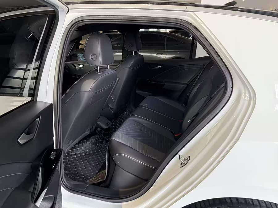 Volkswagen ID.3 2024 #7 Volkswagen ID.3 2024 car image #7