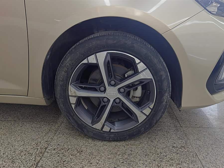 GEELY Emgrand L 2022 car image #7