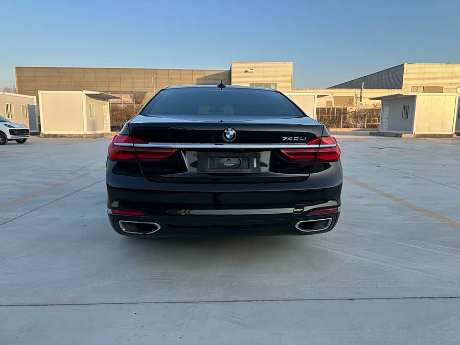BMW 7 Series 2016 #7 BMW 7 Series 2016 car image #7