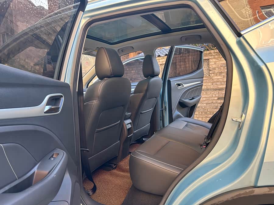 MG EZS Electric 2019 car image #7