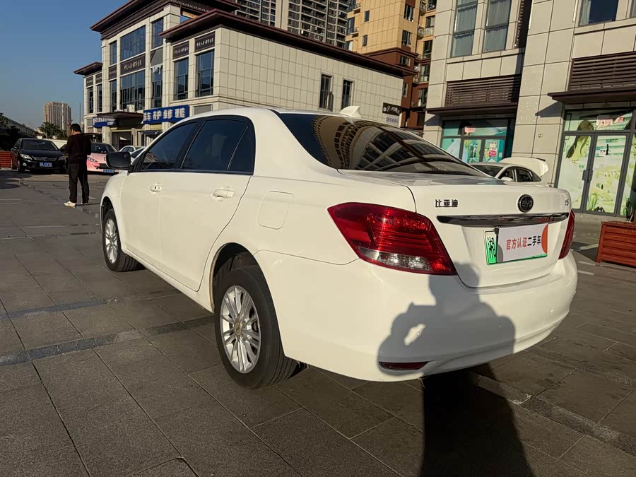 BYD e5 2019 car image #7