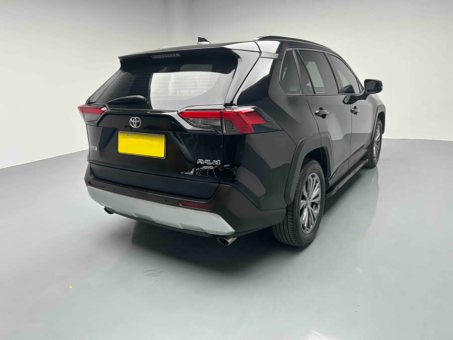 Toyota RAV4 2023 car image #7