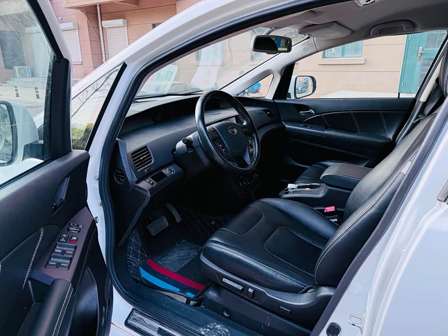 BYD e6 2017 #7 BYD e6 2017 car image #7