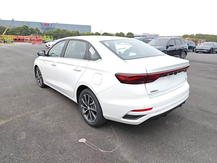 吉利汽车 2021 汽车图片 #7