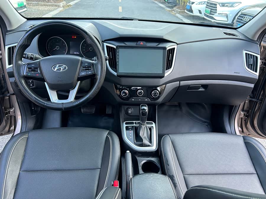 Hyundai ix25 2019 #7 Hyundai ix25 2019 car image #7