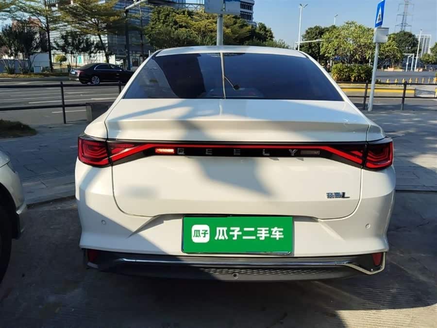 GEELY Emgrand L 2022 immagine di auto #7