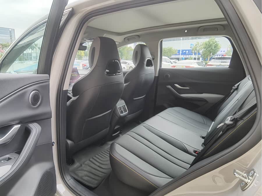 BYD Sea Lion 05 DM-i 2025 car image #7