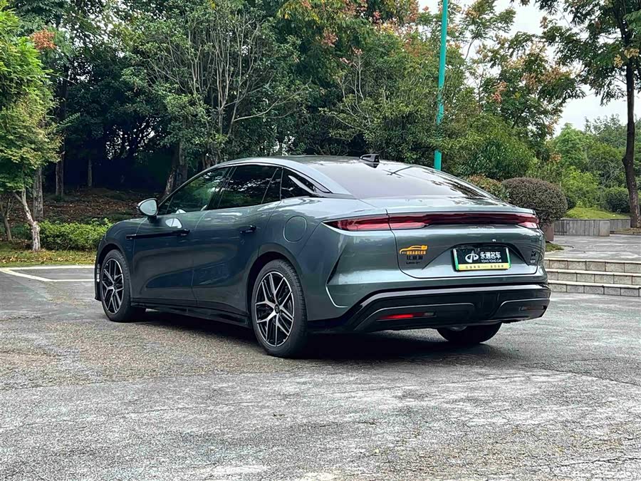 BYD HanL 2025 #7 BYD HanL 2025 صورة سيارة #7