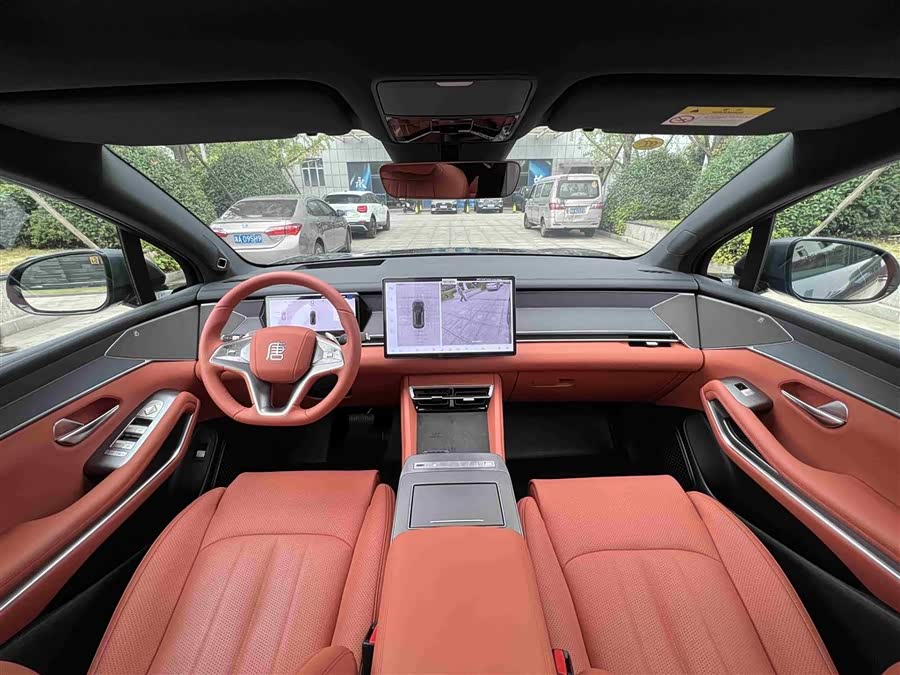 BYD Tang L 2025 immagine di auto #7