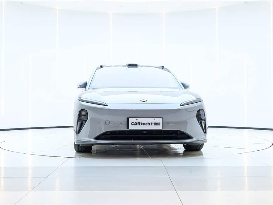 NIO ET5 2024 car image #7