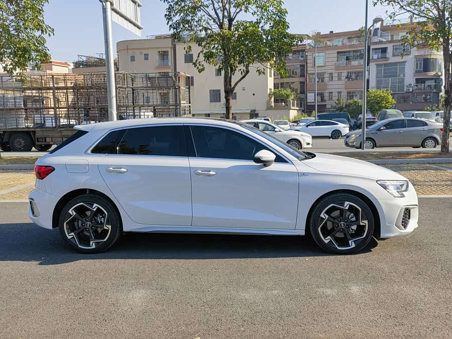 Audi A3 2024 car image #7