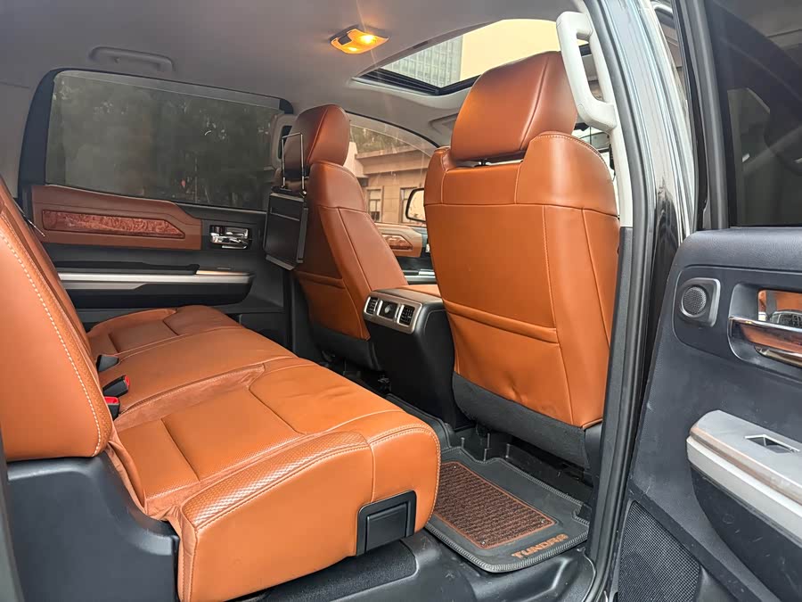 Toyota Tundra 2015 immagine di auto #7