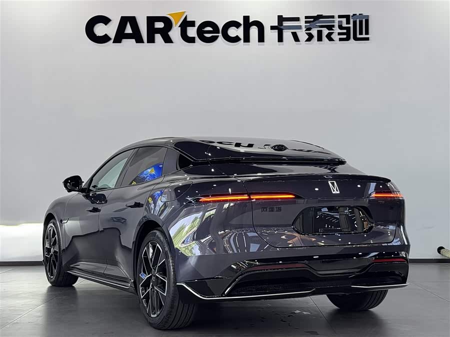 阿维塔 阿维塔06 2025 汽车图片 #7